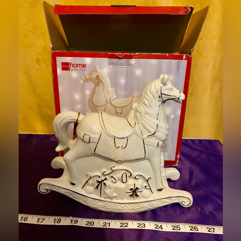 NWT Vintage in original box Musical Rocking Horse Collectors Item Perfect WORKS!